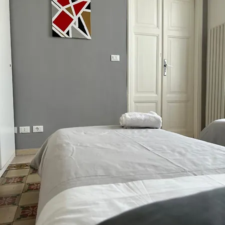 Apartment Affittoposti Con Cucina E Balcone *