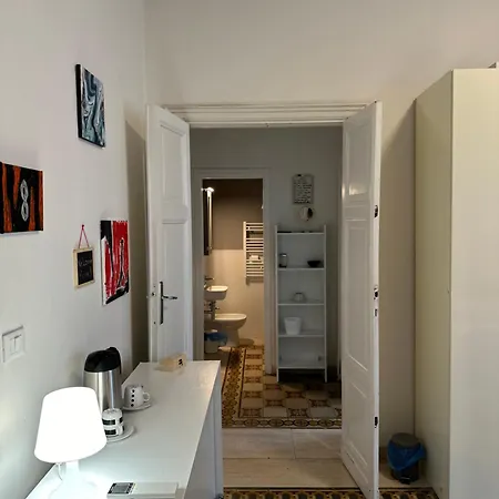 Affittoposti Con Cucina E Balcone * La Spezia