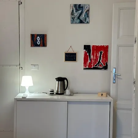 Affittoposti Con Cucina E Balcone * La Spezia